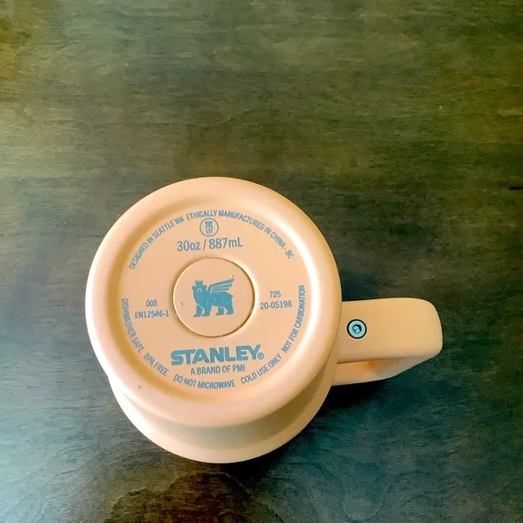 STANLEY 30oz Quencher ProTour Flip Straw Tumbler - Picture 6 of 8